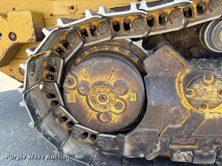 image for item FC5570 2018 Caterpillar 963K track loader