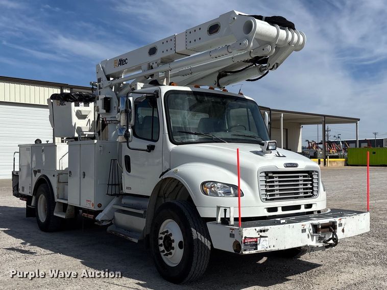 image for item FG0198 2011 Freightliner M2 bucket truck