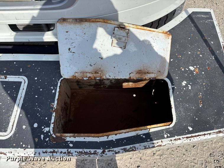 image for item FG0198 2011 Freightliner M2 bucket truck