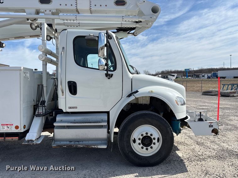 image for item FG0198 2011 Freightliner M2 bucket truck