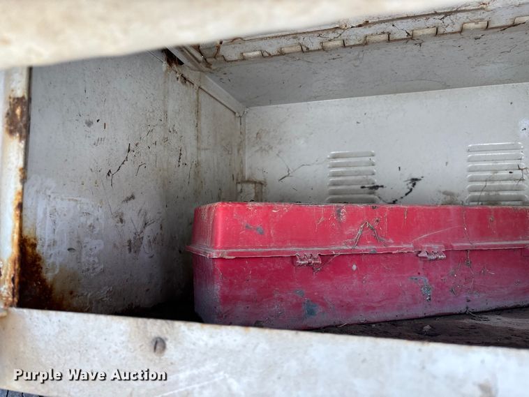 image for item FG0198 2011 Freightliner M2 bucket truck