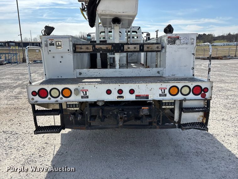 image for item FG0198 2011 Freightliner M2 bucket truck