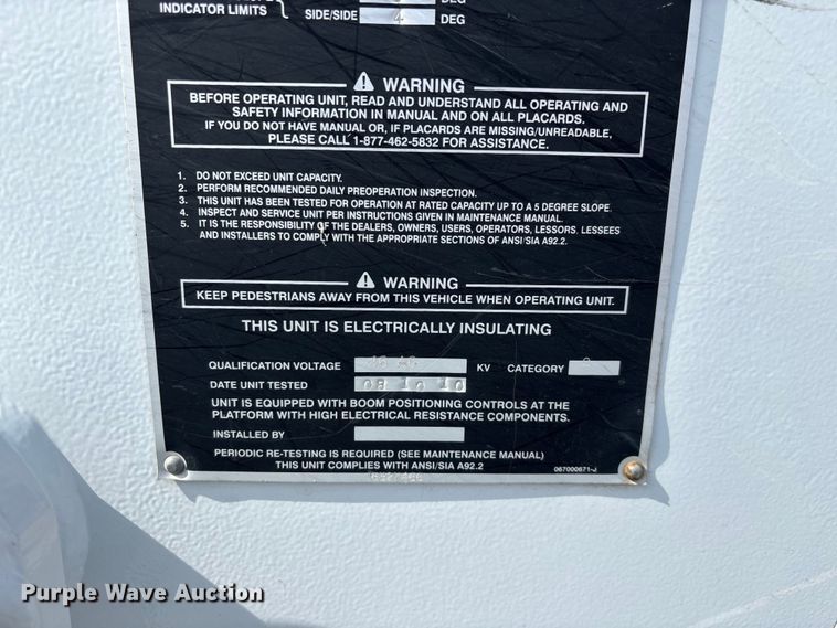 image for item FG0198 2011 Freightliner M2 bucket truck