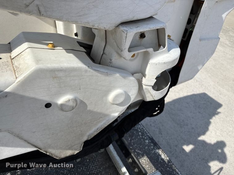 image for item FG0198 2011 Freightliner M2 bucket truck