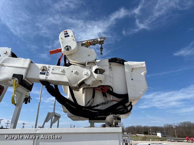 image for item FG0198 2011 Freightliner M2 bucket truck