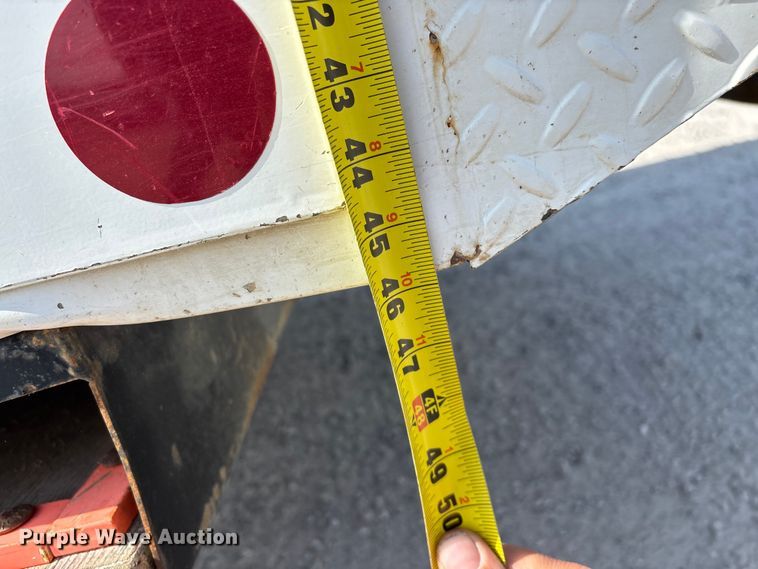 image for item FG0198 2011 Freightliner M2 bucket truck