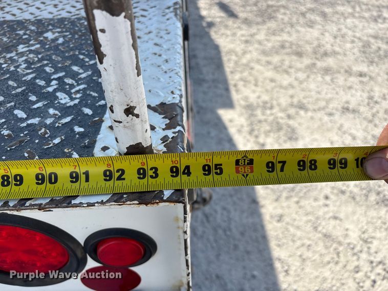 image for item FG0198 2011 Freightliner M2 bucket truck