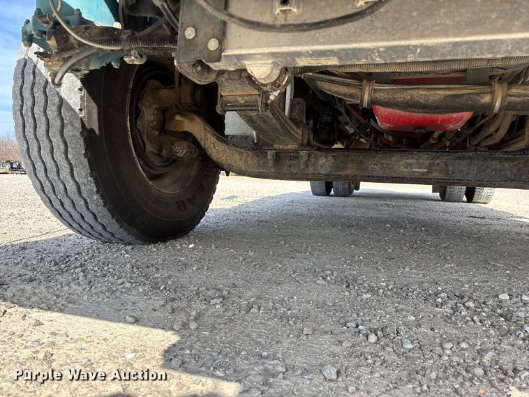 image for item FG0198 2011 Freightliner M2 bucket truck