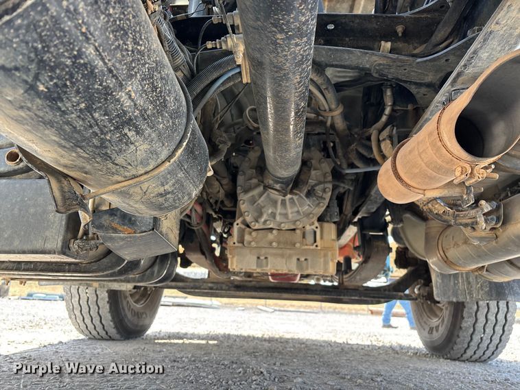 image for item FG0198 2011 Freightliner M2 bucket truck