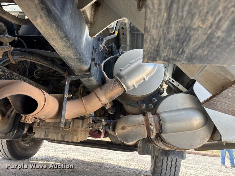 image for item FG0198 2011 Freightliner M2 bucket truck