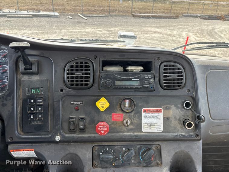 image for item FG0198 2011 Freightliner M2 bucket truck