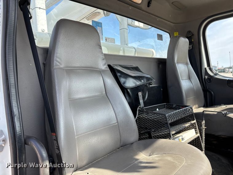 image for item FG0198 2011 Freightliner M2 bucket truck