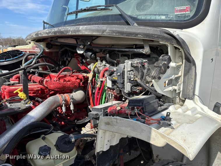 image for item FG0198 2011 Freightliner M2 bucket truck