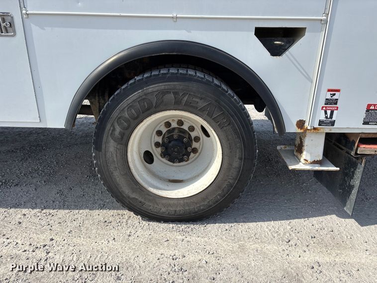 image for item FG0198 2011 Freightliner M2 bucket truck