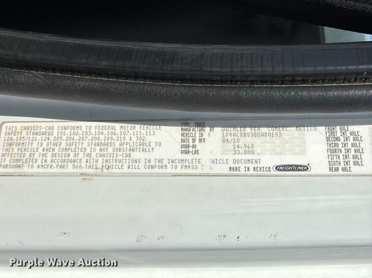 image for item FG0198 2011 Freightliner M2 bucket truck