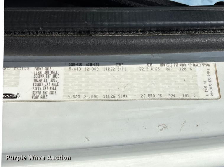 image for item FG0198 2011 Freightliner M2 bucket truck