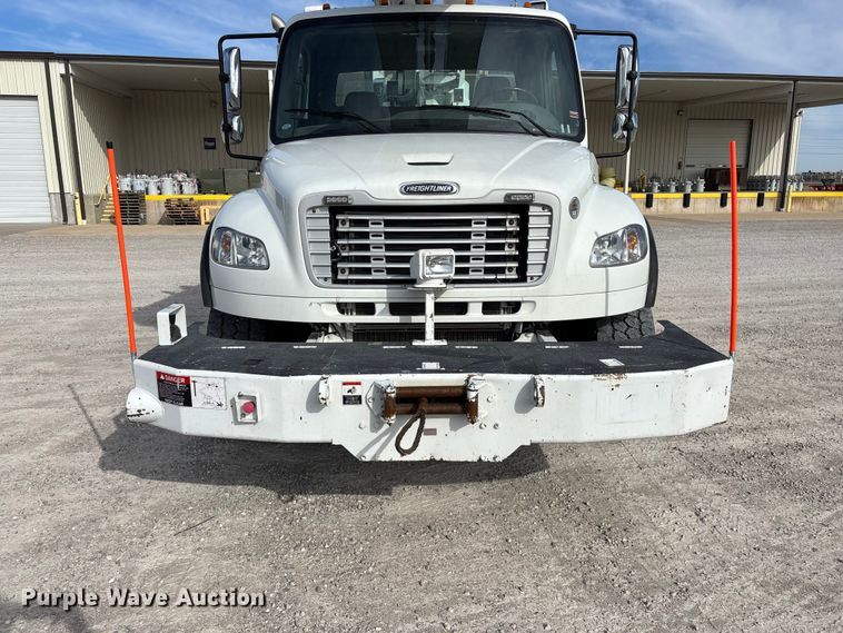 image for item FG0199 2013 Freightliner M2 bucket truck