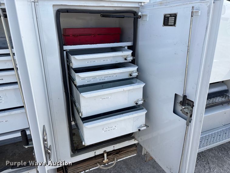 image for item FG0199 2013 Freightliner M2 bucket truck