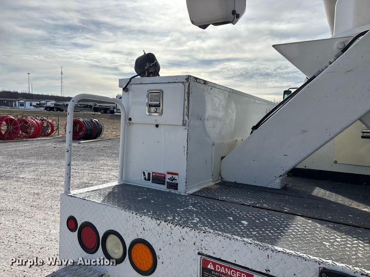 image for item FG0199 2013 Freightliner M2 bucket truck