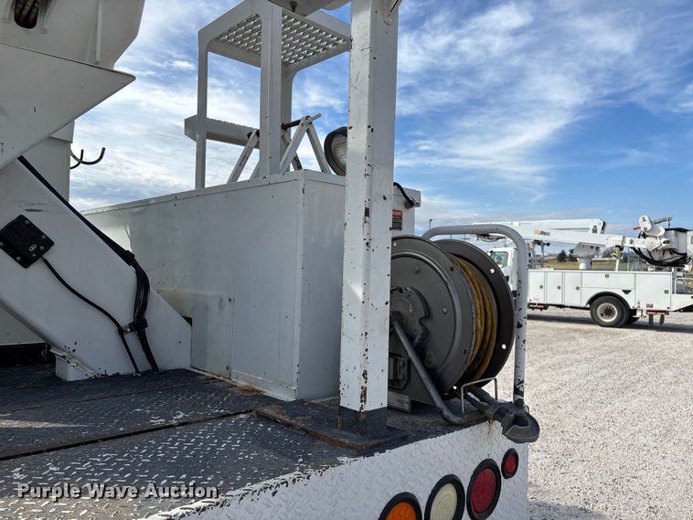 image for item FG0199 2013 Freightliner M2 bucket truck