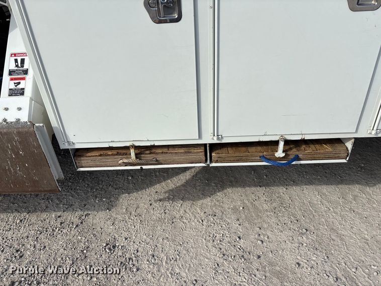 image for item FG0199 2013 Freightliner M2 bucket truck