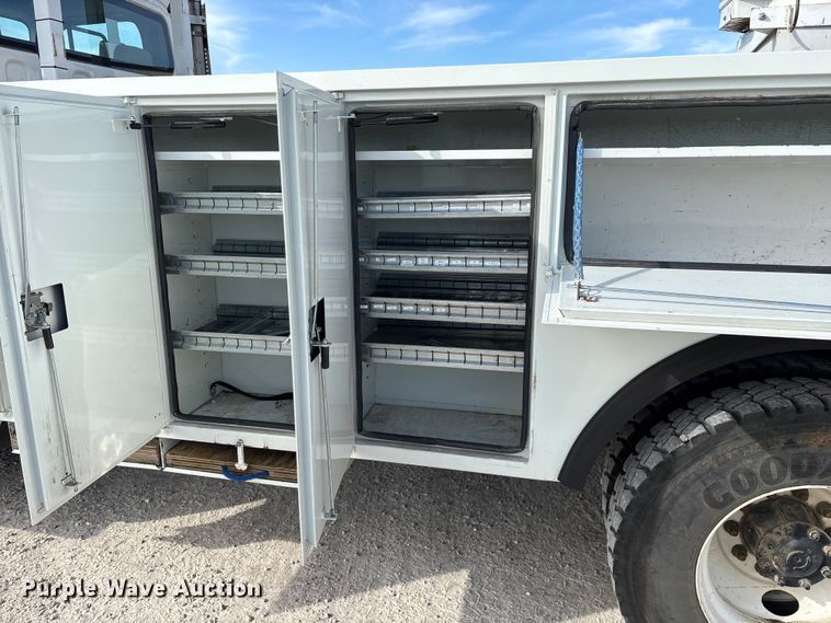 image for item FG0199 2013 Freightliner M2 bucket truck