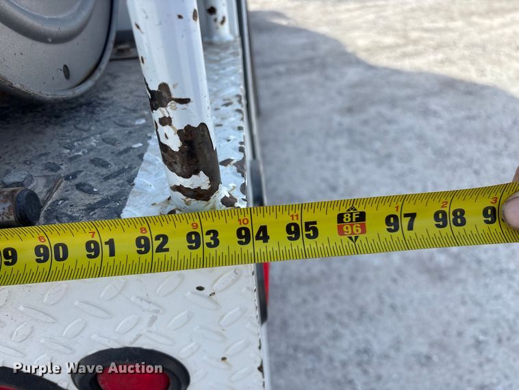 image for item FG0199 2013 Freightliner M2 bucket truck