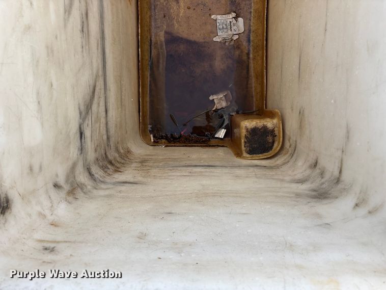 image for item FG0199 2013 Freightliner M2 bucket truck