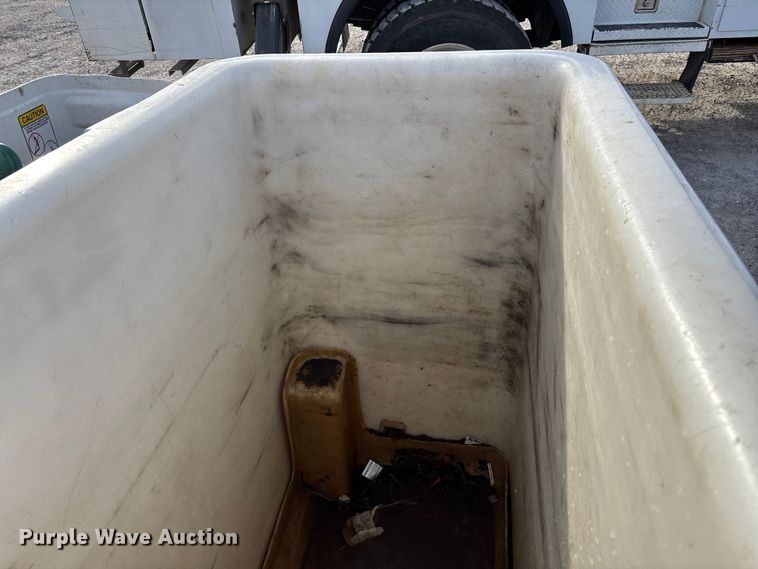 image for item FG0199 2013 Freightliner M2 bucket truck