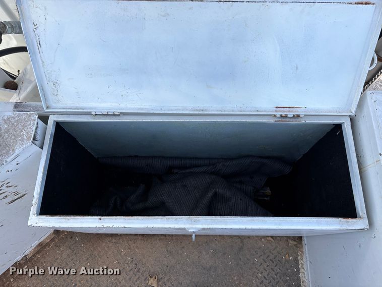 image for item FG0199 2013 Freightliner M2 bucket truck