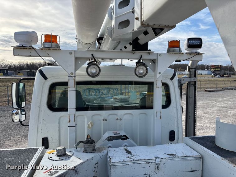 image for item FG0199 2013 Freightliner M2 bucket truck