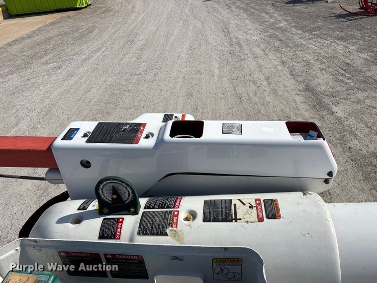 image for item FG0199 2013 Freightliner M2 bucket truck