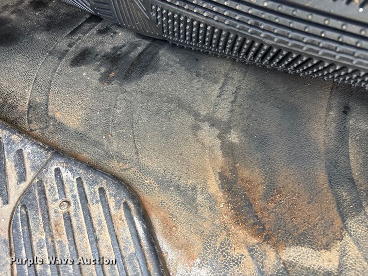 image for item FG0199 2013 Freightliner M2 bucket truck