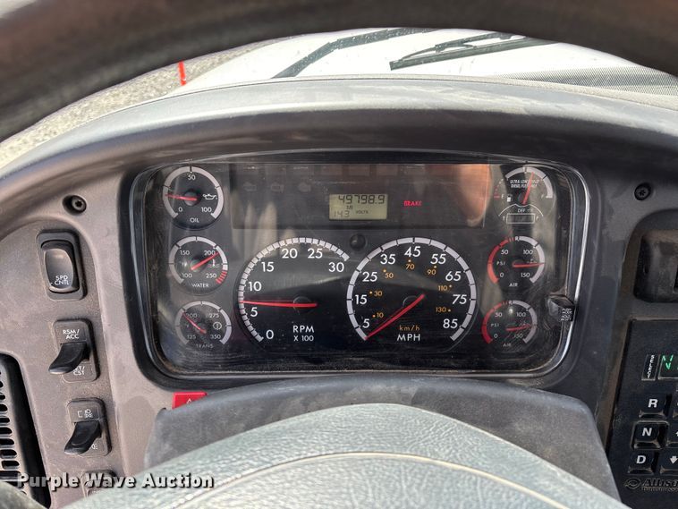 image for item FG0199 2013 Freightliner M2 bucket truck