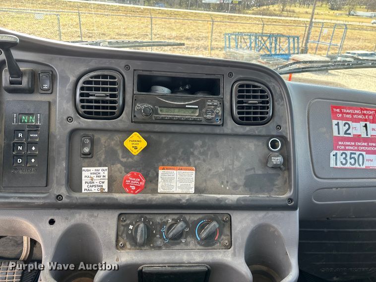 image for item FG0199 2013 Freightliner M2 bucket truck