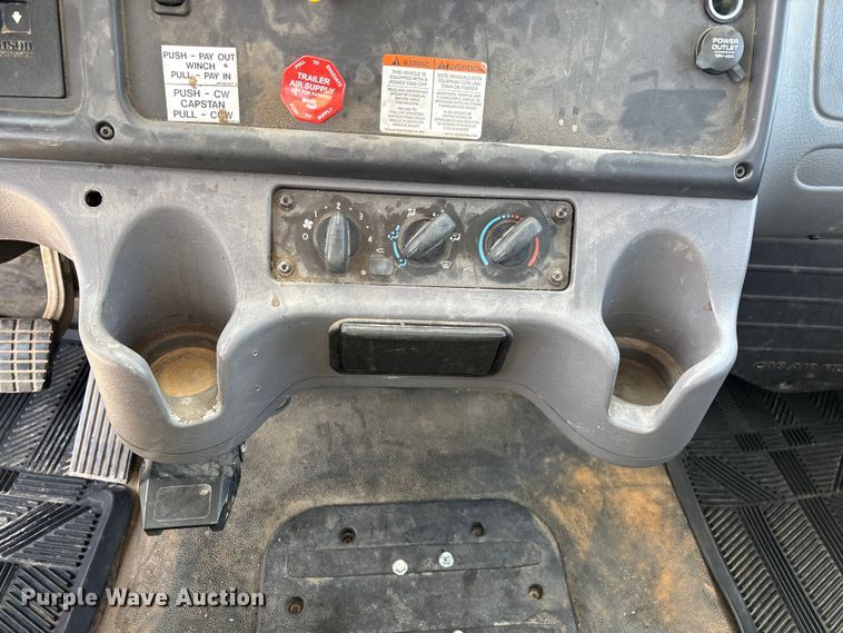 image for item FG0199 2013 Freightliner M2 bucket truck