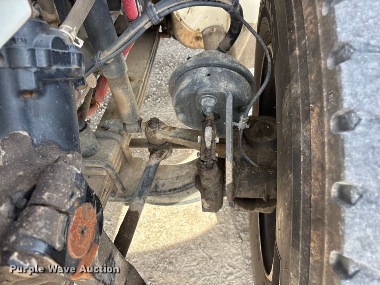 image for item FG0199 2013 Freightliner M2 bucket truck