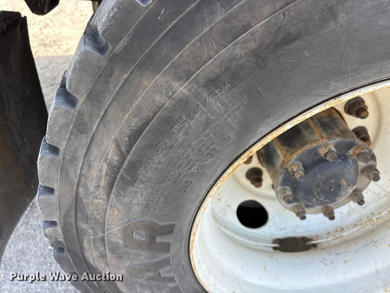 image for item FG0199 2013 Freightliner M2 bucket truck