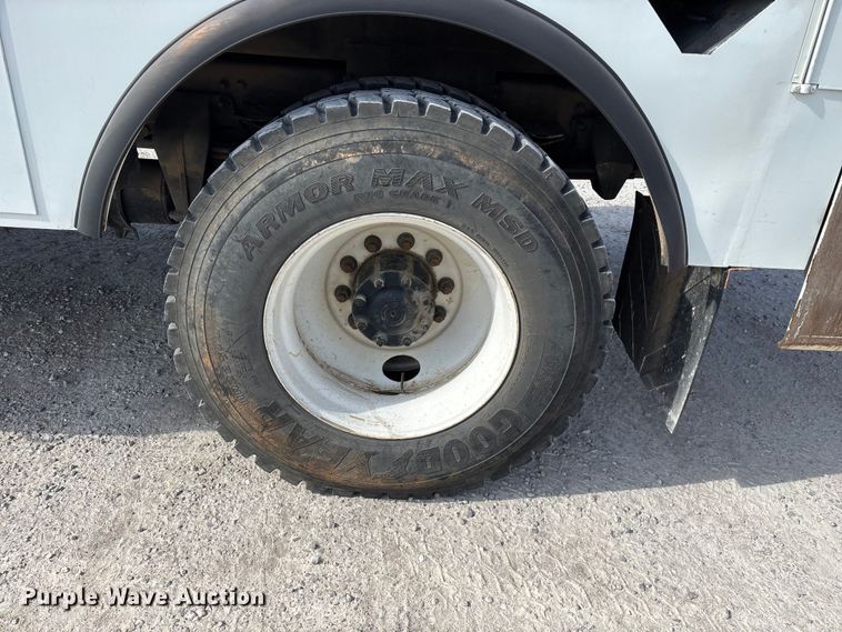 image for item FG0199 2013 Freightliner M2 bucket truck