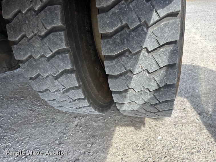 image for item FG0199 2013 Freightliner M2 bucket truck