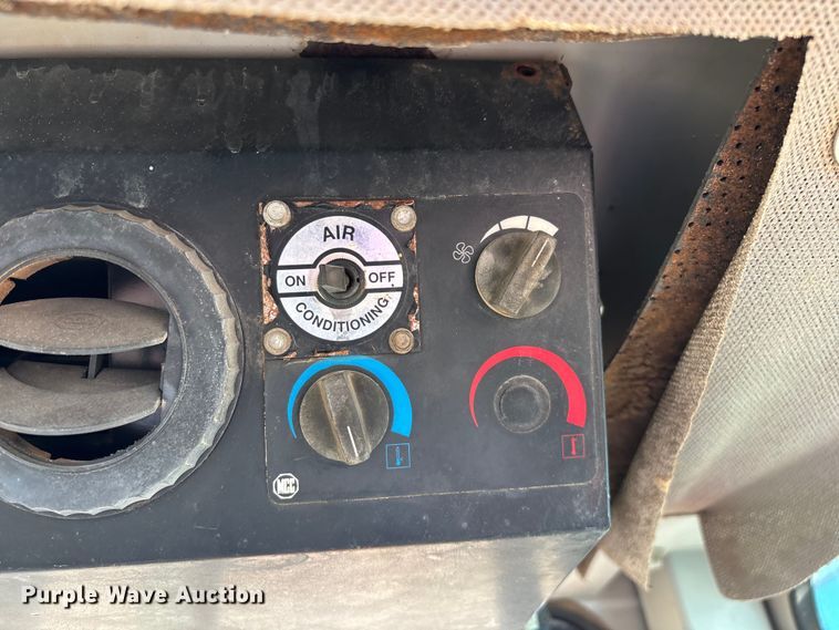 image for item FG0222 1998 Fiat Allis FG65C motor grader