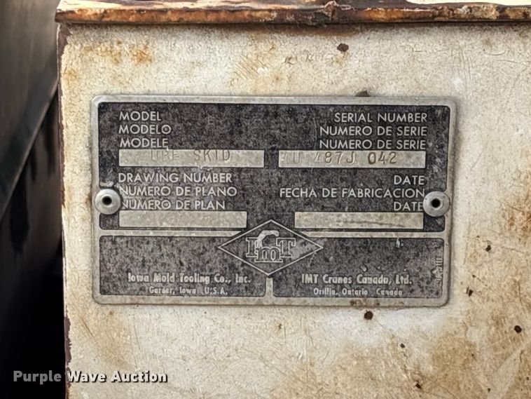 image for item FG0225 1987 GMC 7000 utility / service truck