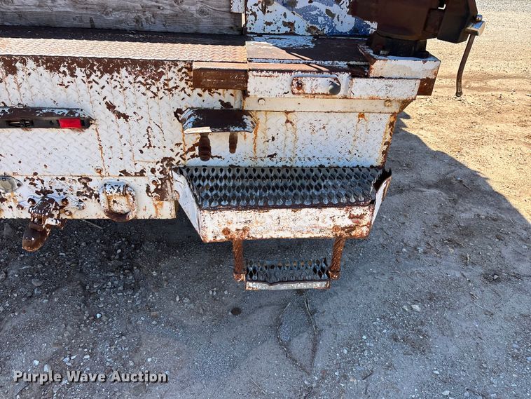 image for item FG0225 1987 GMC 7000 utility / service truck