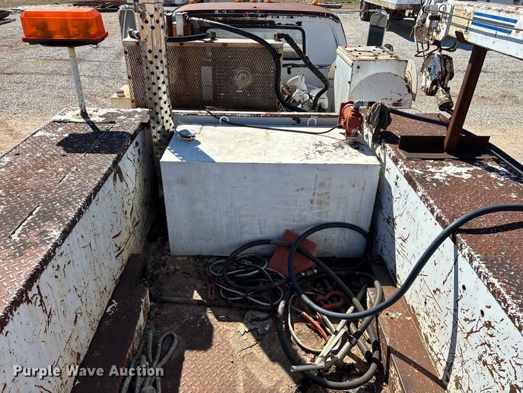 image for item FG0225 1987 GMC 7000 utility / service truck