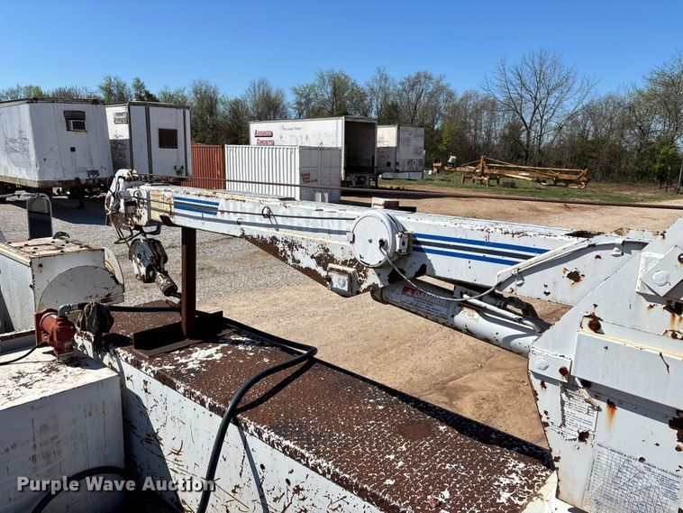 image for item FG0225 1987 GMC 7000 utility / service truck