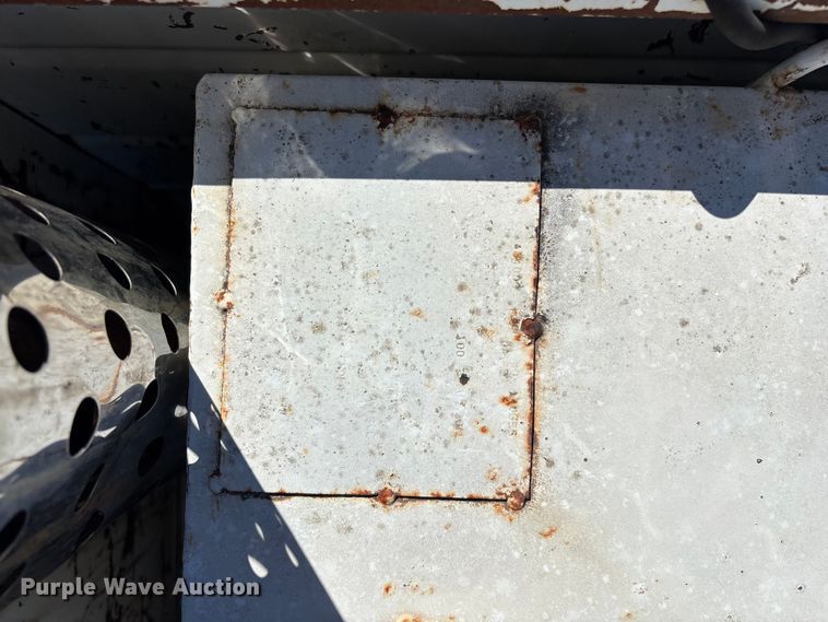 image for item FG0225 1987 GMC 7000 utility / service truck