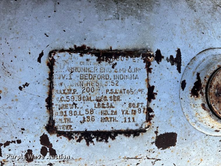 image for item FG0225 1987 GMC 7000 utility / service truck