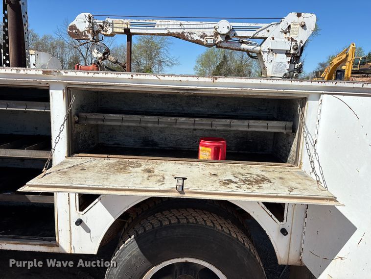 image for item FG0225 1987 GMC 7000 utility / service truck