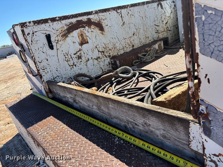 image for item FG0225 1987 GMC 7000 utility / service truck