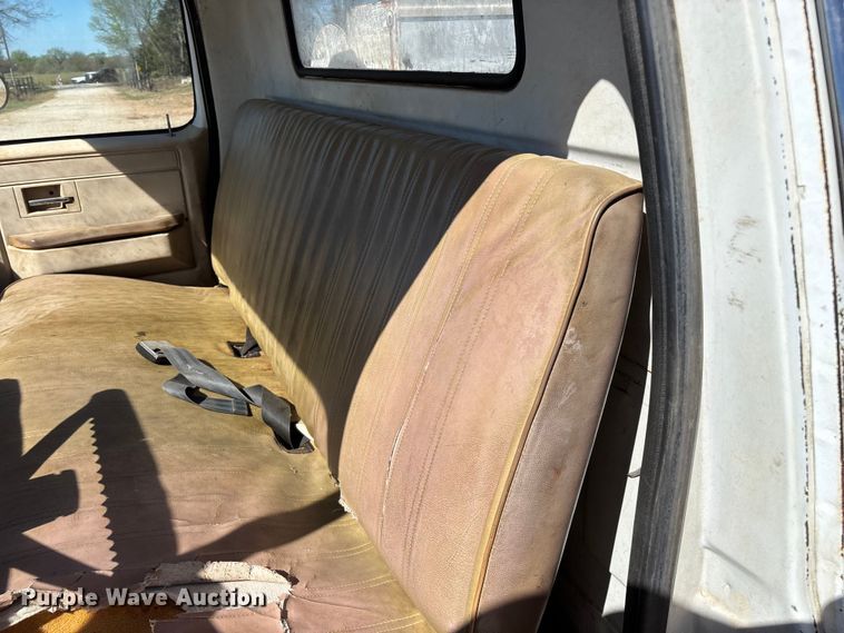 image for item FG0225 1987 GMC 7000 utility / service truck